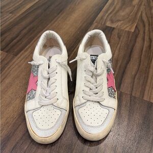 Vintage Havana White and Pink Sneakers